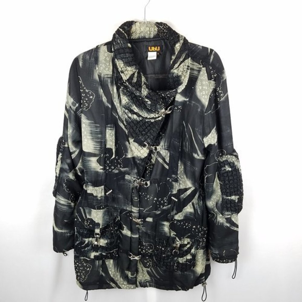 UbU coat handmade floral puffy‎ M